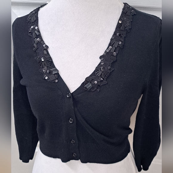 Embellished Black Cropped Cardigan   Size L - Picture 1 of 7
